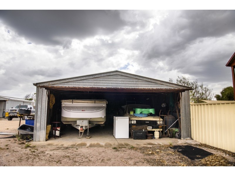 3B Woodlawn Rd, Streaky Bay SA 5680