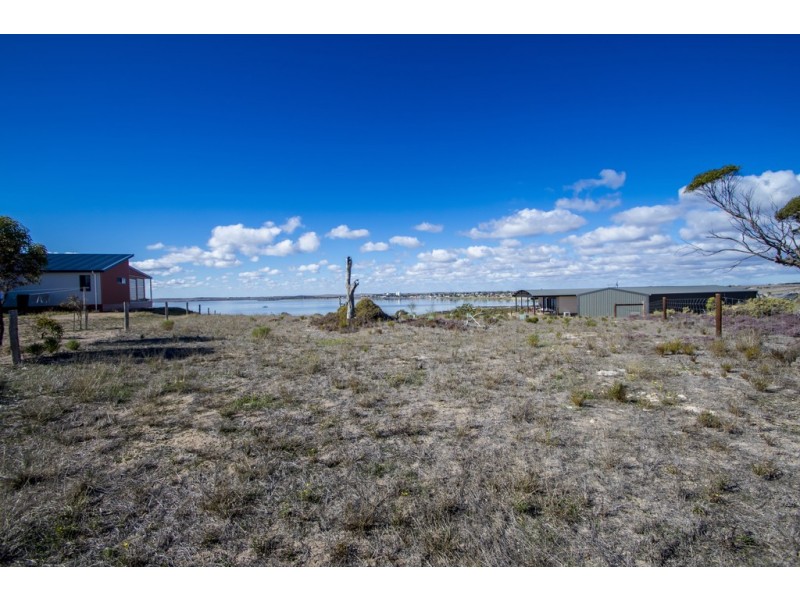 Allot 72 Love Shack Route, Streaky Bay SA 5680