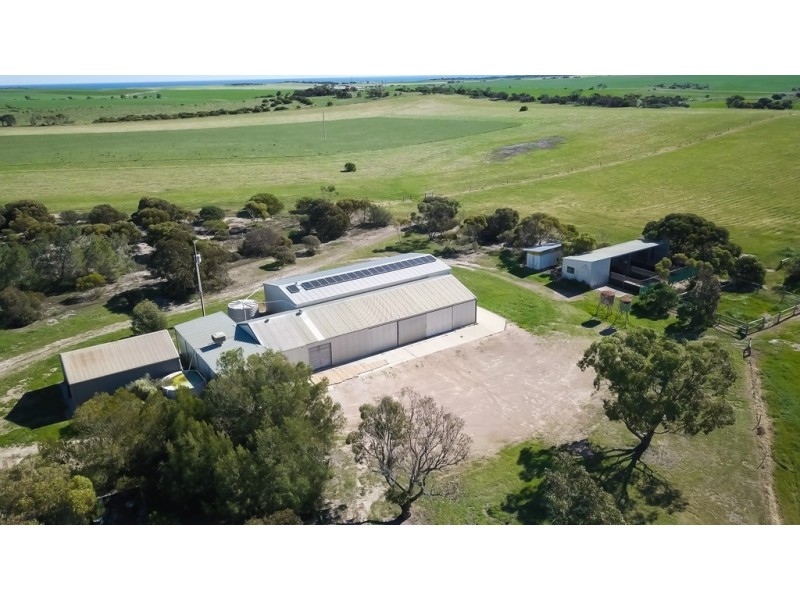196 Woodlawn Rd, Streaky Bay SA 5680