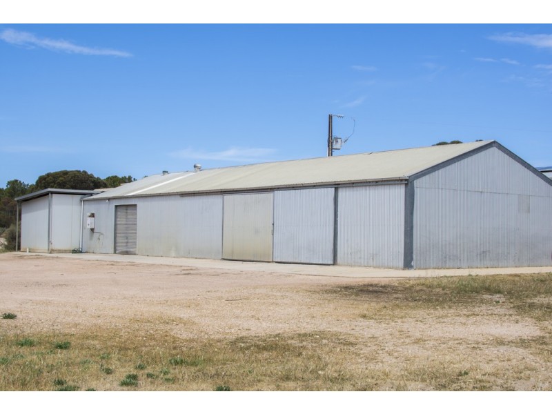 196 Woodlawn Rd, Streaky Bay SA 5680