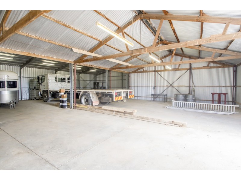 196 Woodlawn Rd, Streaky Bay SA 5680