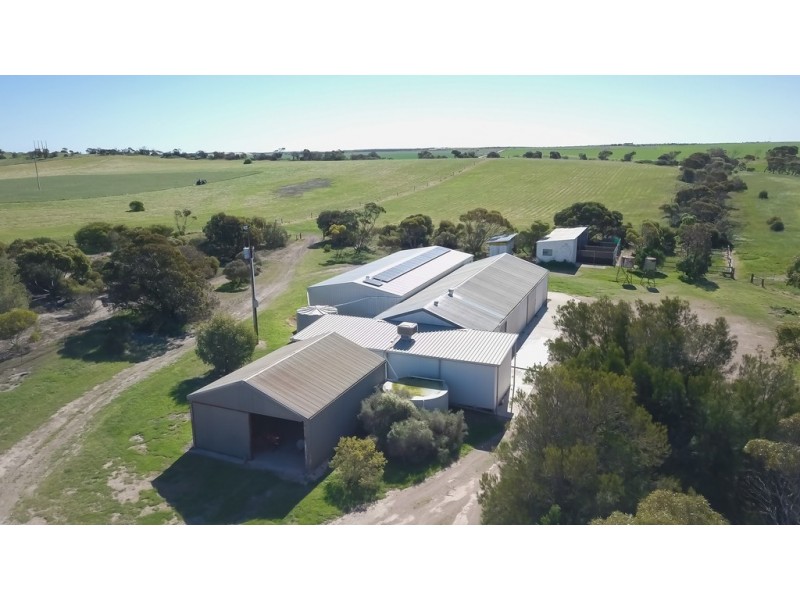 196 Woodlawn Rd, Streaky Bay SA 5680