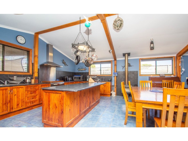 11 The Parade, Sceale Bay SA 5680