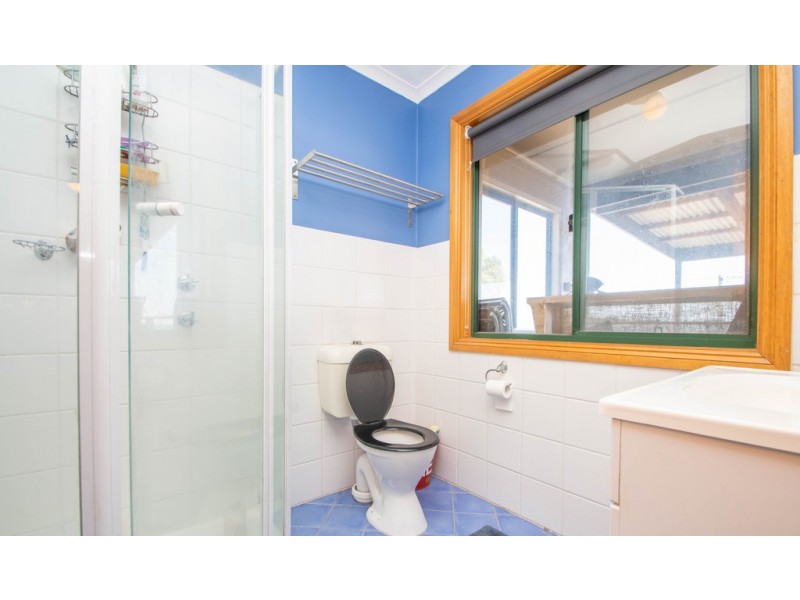 11 The Parade, Sceale Bay SA 5680