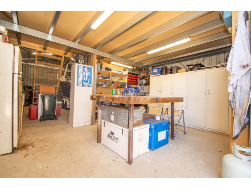 11 The Parade, Sceale Bay SA 5680