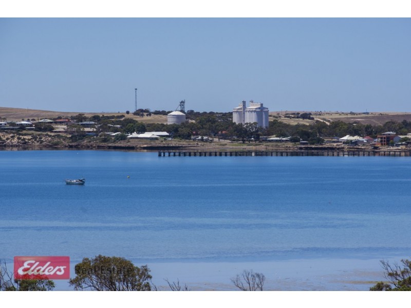15 Loveshack Rte, Streaky Bay SA 5680