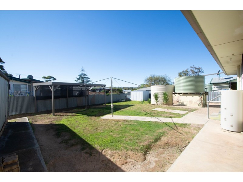 22 Bay Road, Streaky Bay SA 5680