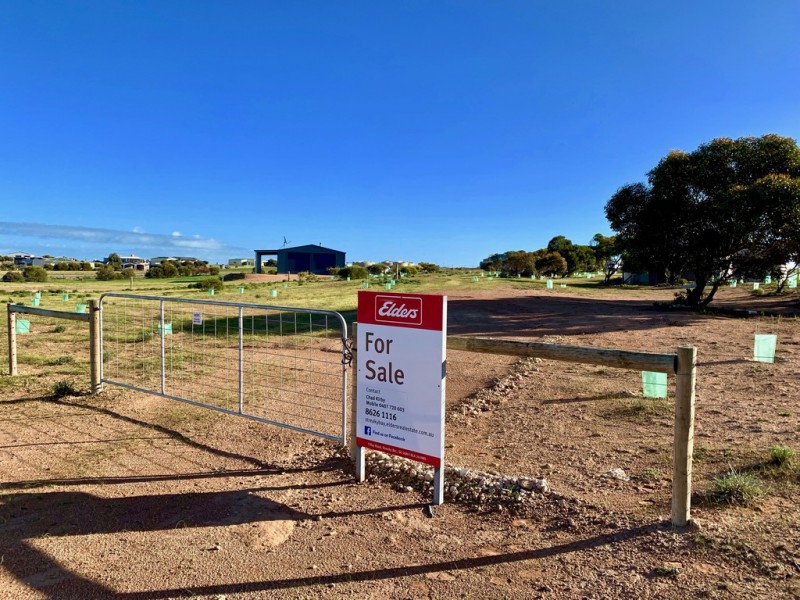 1 Woolamai Way, Perlubie SA 5680