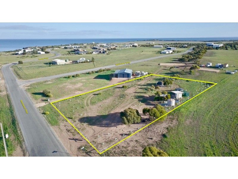 1 Woolamai Way, Perlubie SA 5680