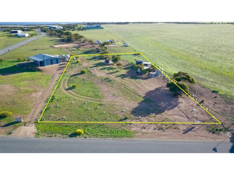 1 Woolamai Way, Perlubie SA 5680