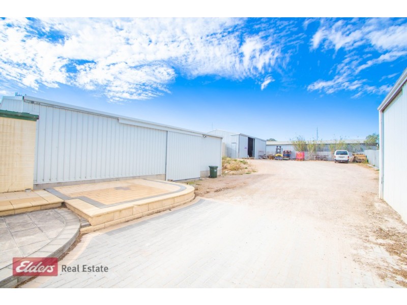 14-16 Bay Road, Streaky Bay SA 5680