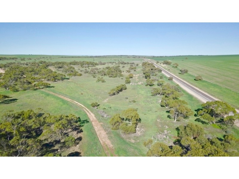 Section 50 Flinders Hwy, Streaky Bay SA 5680