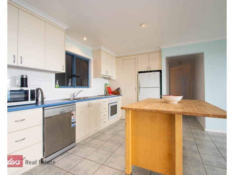 8 Calca Street, Sceale Bay SA 5680