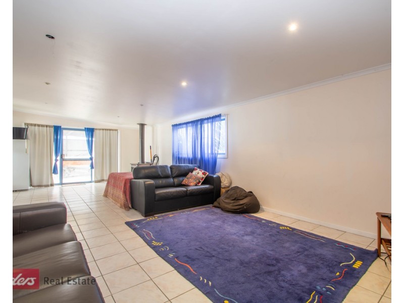 8 Calca Street, Sceale Bay SA 5680