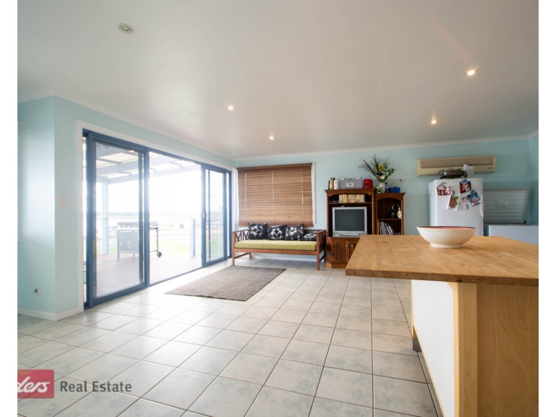 8 Calca Street, Sceale Bay SA 5680