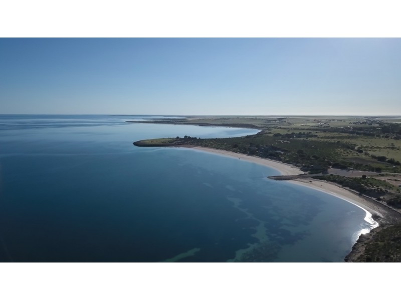 19 Flinders Drive, Streaky Bay SA 5680