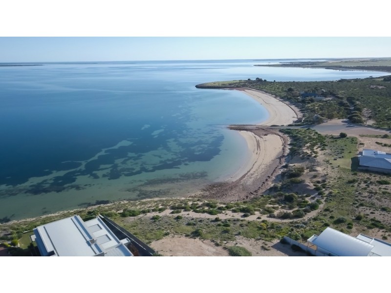 19 Flinders Drive, Streaky Bay SA 5680