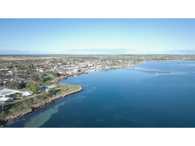 19 Flinders Drive, Streaky Bay SA 5680