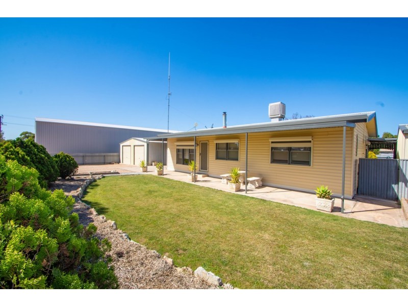 4 Redding Road, Streaky Bay SA 5680