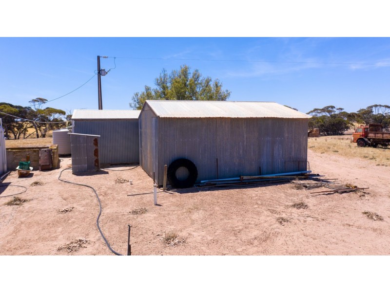 Various Allots The Grub Road, Perlubie SA 5680