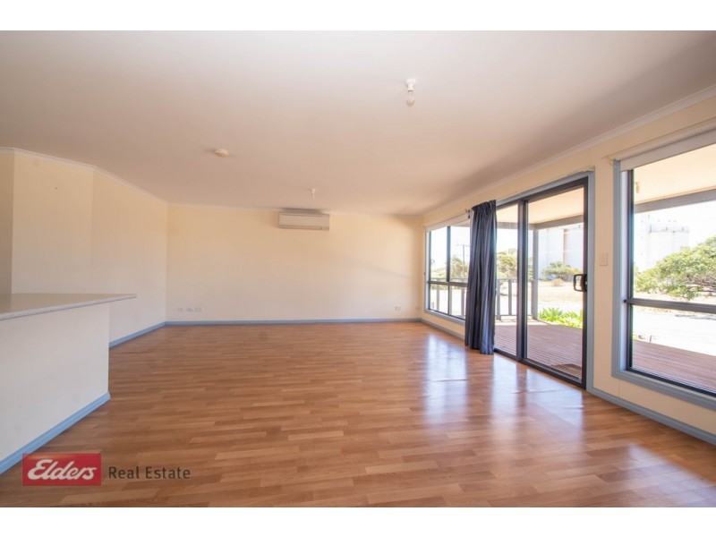 2 East Terrace, Streaky Bay SA 5680