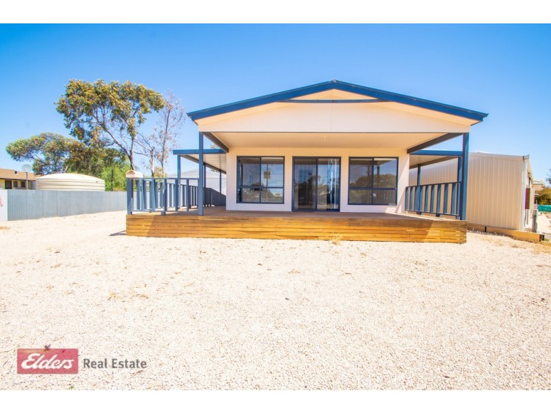 2 East Terrace, Streaky Bay SA 5680