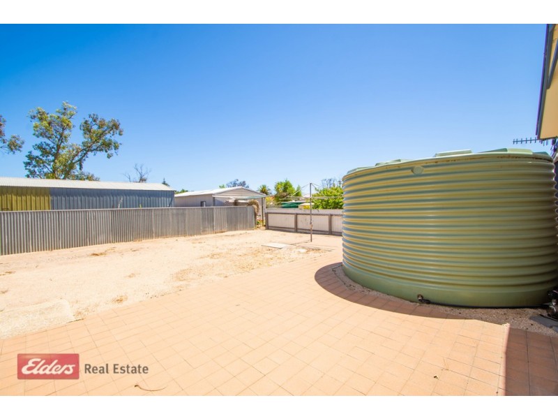 2 East Terrace, Streaky Bay SA 5680