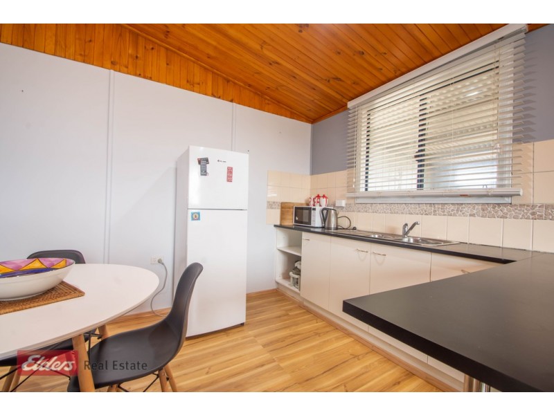 9 Mabie Road, Streaky Bay SA 5680