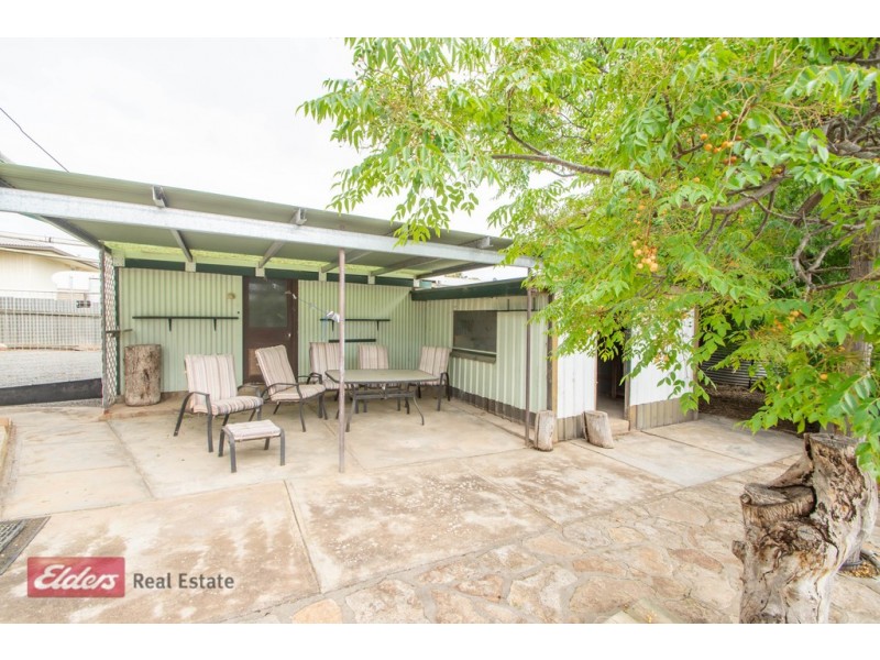 24 Bay Road, Streaky Bay SA 5680