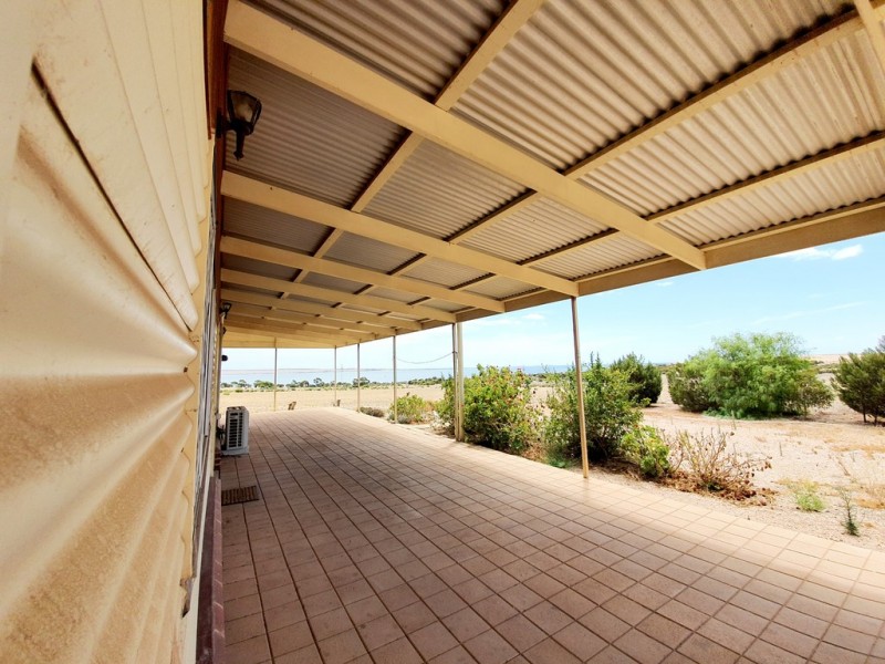 18 Fredrick Drive, Streaky Bay SA 5680