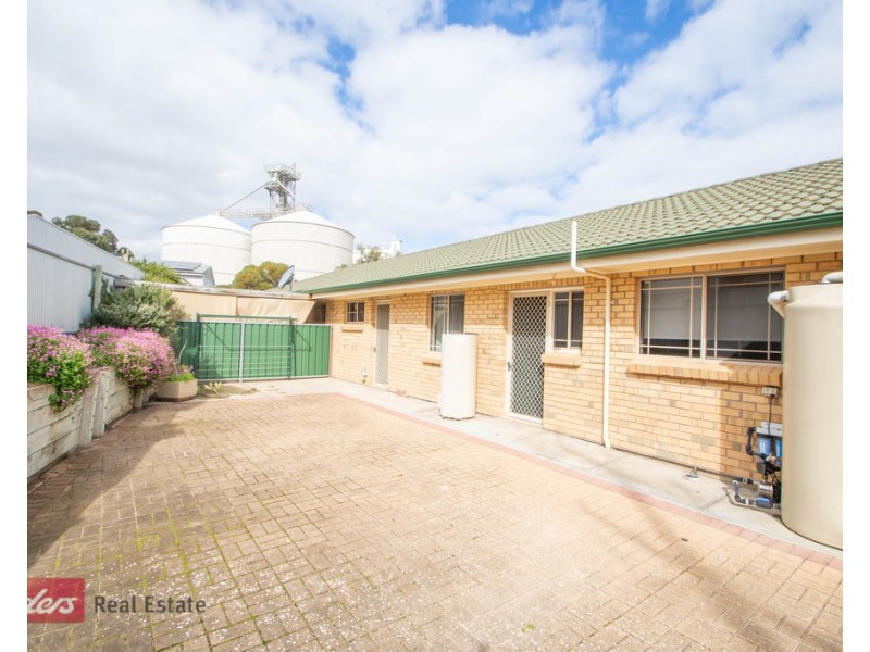 Units 1 and 8 Flinders Drive, Streaky Bay SA 5680