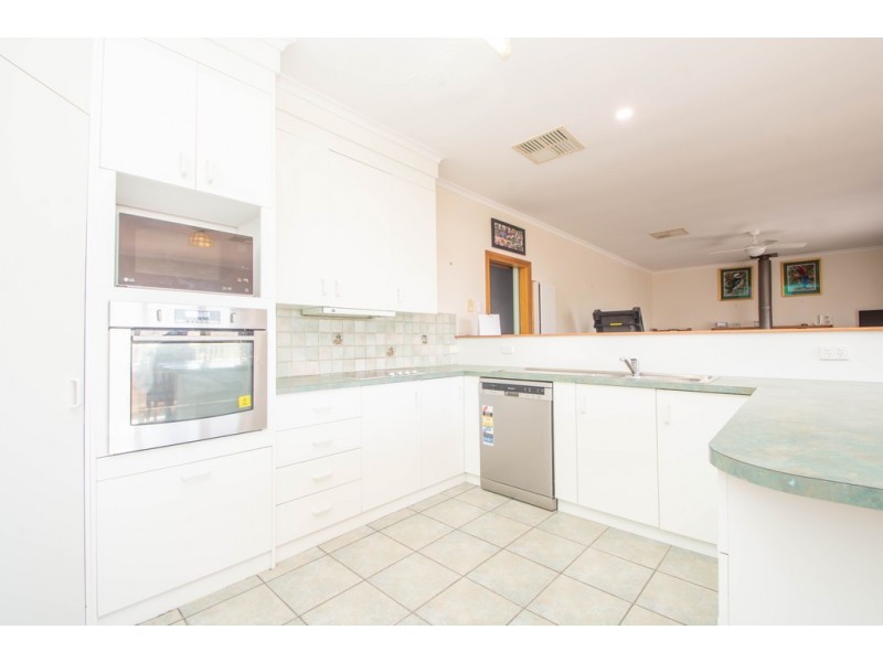 8 Philip Street, Streaky Bay SA 5680