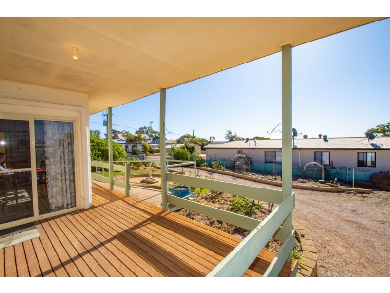 8 Philip Street, Streaky Bay SA 5680