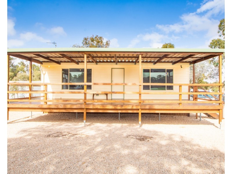 8 -10 Davis Terrace, Wirrulla SA 5661