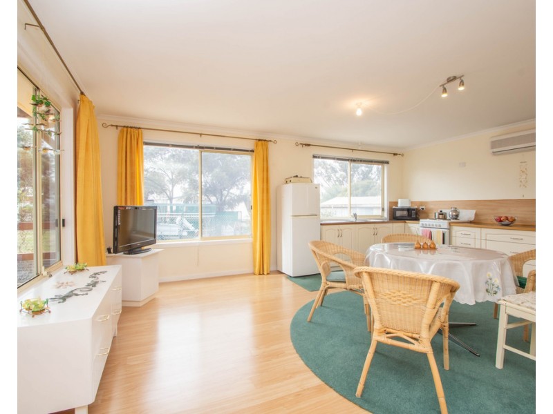 8 -10 Davis Terrace, Wirrulla SA 5661