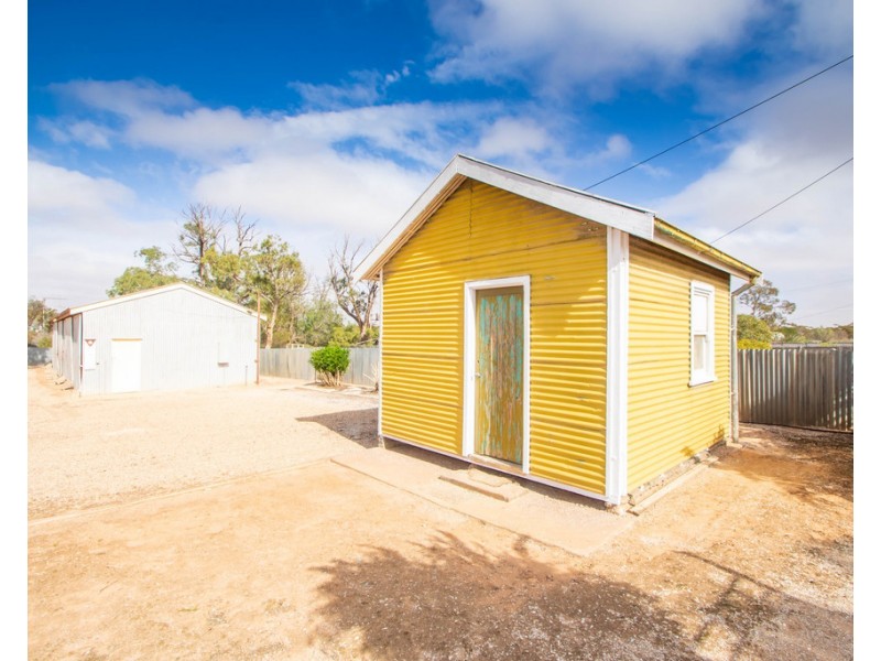 8 -10 Davis Terrace, Wirrulla SA 5661