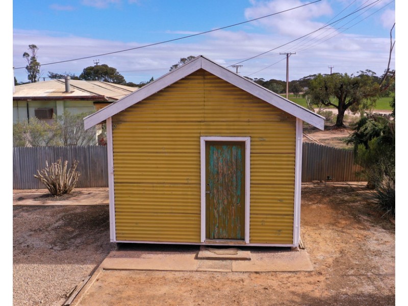 8 -10 Davis Terrace, Wirrulla SA 5661