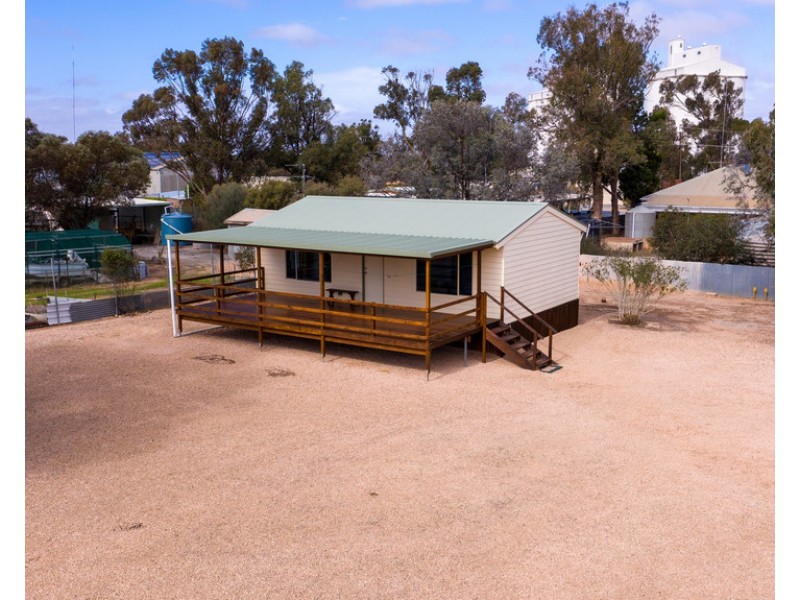 8 -10 Davis Terrace, Wirrulla SA 5661