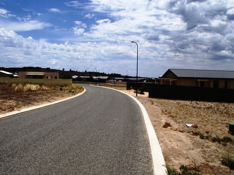 11 Wharff Street, Streaky Bay SA 5680