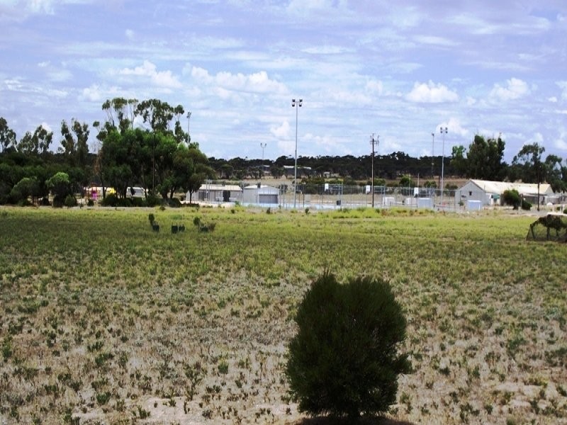 11 Wharff Street, Streaky Bay SA 5680