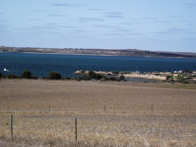 12 Cape Bauer Drive, Streaky Bay SA 5680