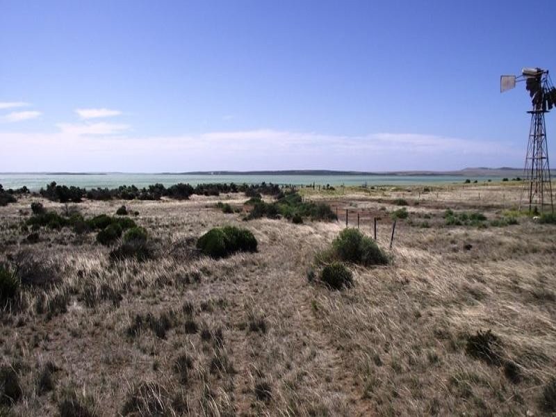 Lot 303 Point Labatt Road, Streaky Bay SA 5680