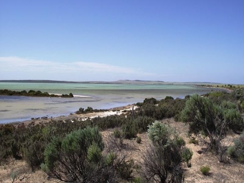Lot 303 Point Labatt Road, Streaky Bay SA 5680