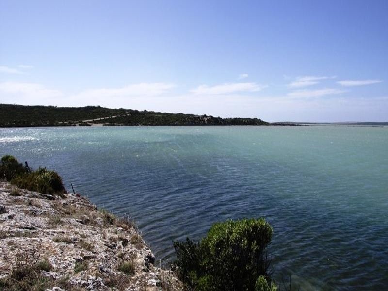 Lot 303 Point Labatt Road, Streaky Bay SA 5680