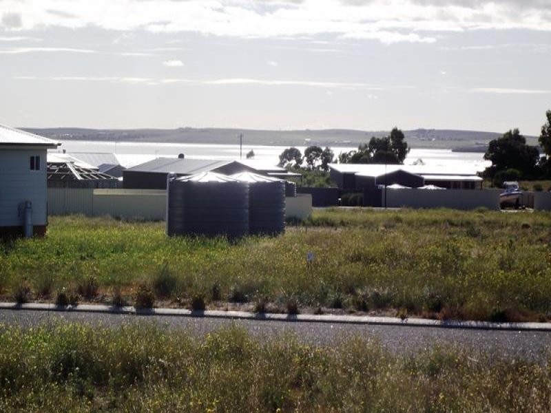 25 Johnson Street, Streaky Bay SA 5680