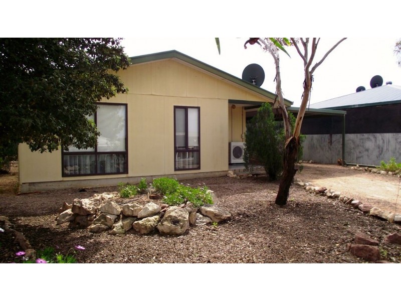 25 Elizabeth Street, Streaky Bay SA 5680