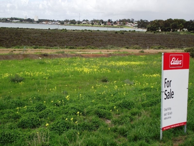 15 Oscar Williams Drive, Streaky Bay SA 5680