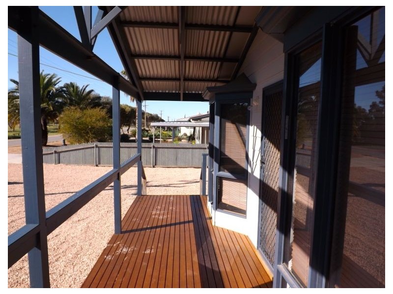16 Dodgson Drive, Streaky Bay SA 5680