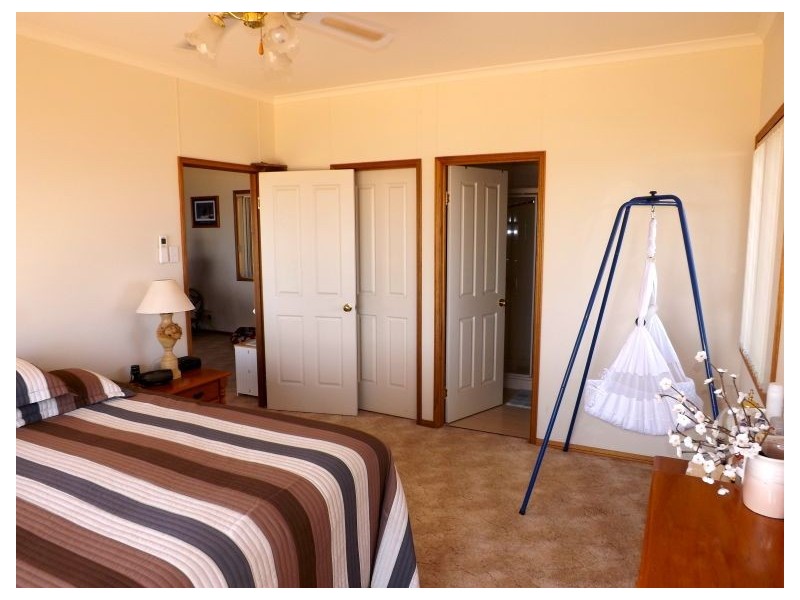 Allot 4 Flinders Hwy, Streaky Bay SA 5680