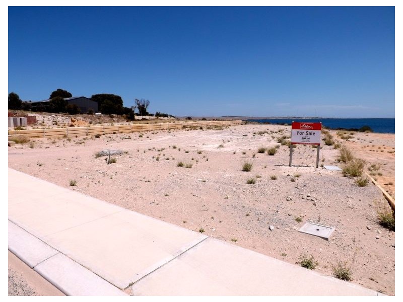 21 Flinders Drive, Streaky Bay SA 5680